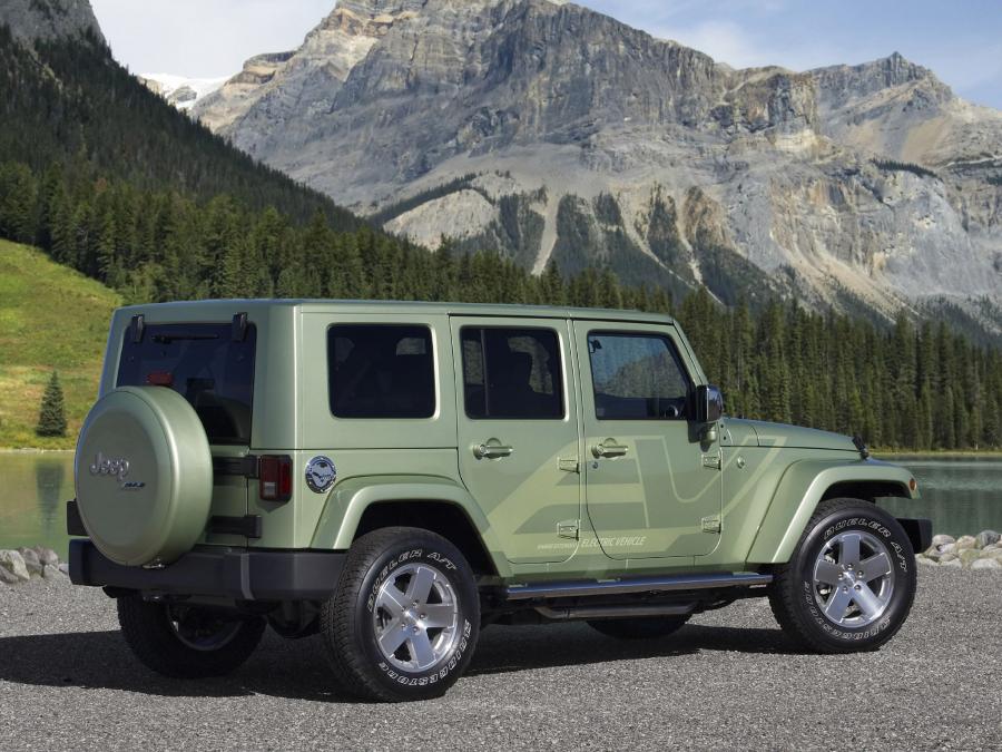  Jeep Wrangler Unlimited EV Concept 2009 года  (фото 10 из 13)